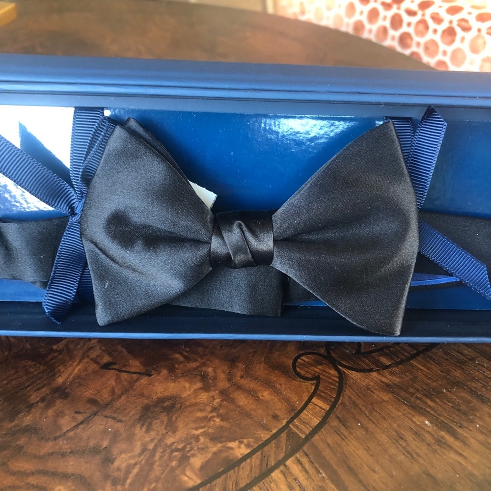 Bow Tie